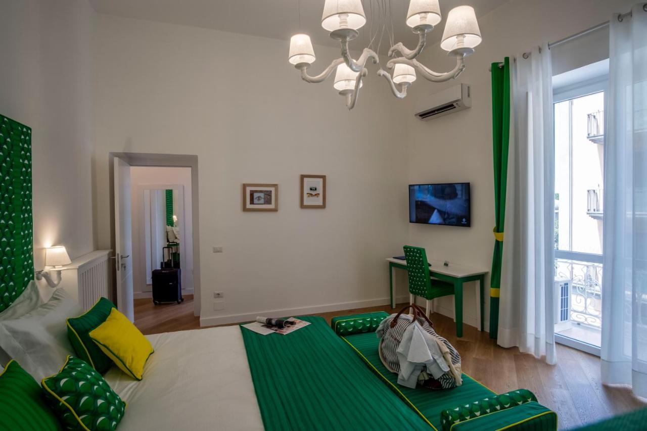 Sea View Luxury Apartment กาสเตลลัมมาเร ดิ สตาเบีย ภายนอก รูปภาพ